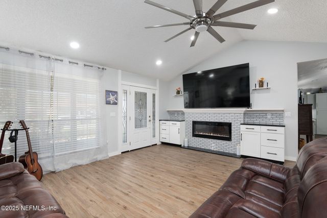 8499 BANDERA Circle W, Jacksonville, FL 32244