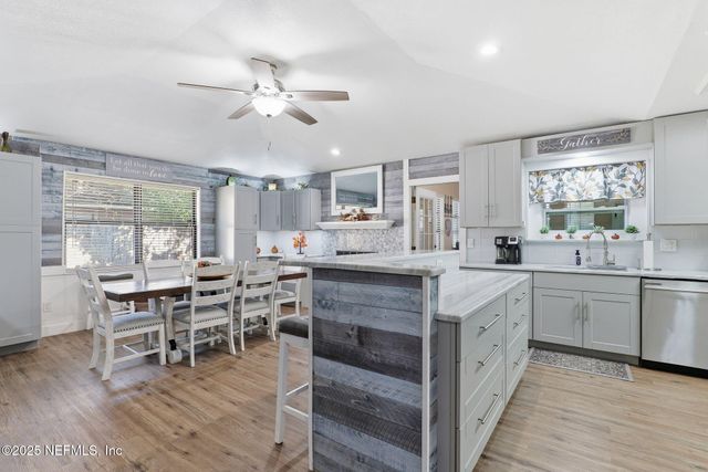 8499 BANDERA Circle W, Jacksonville, FL 32244