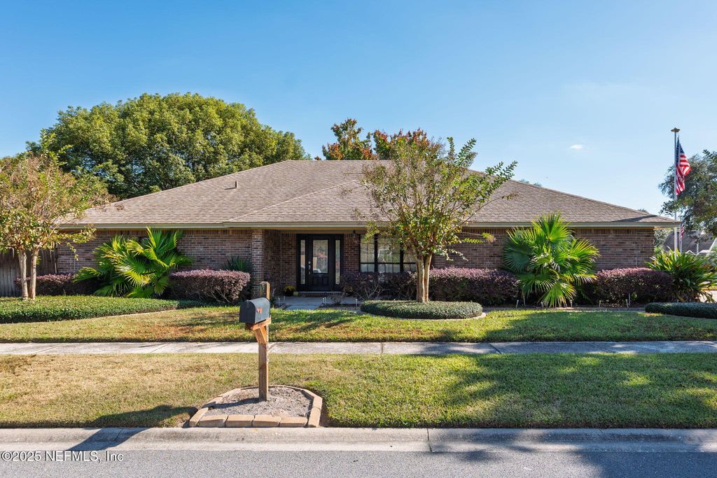 8499 BANDERA Circle W, Jacksonville, FL 32244