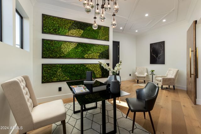 3045 N MARIGOLD Drive, Phoenix, AZ 85018