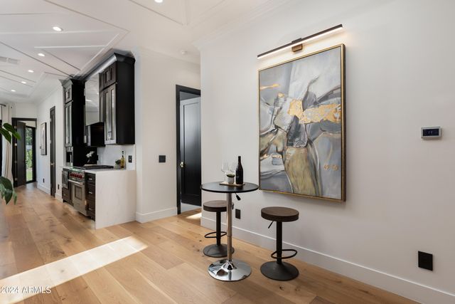 3045 N MARIGOLD Drive, Phoenix, AZ 85018