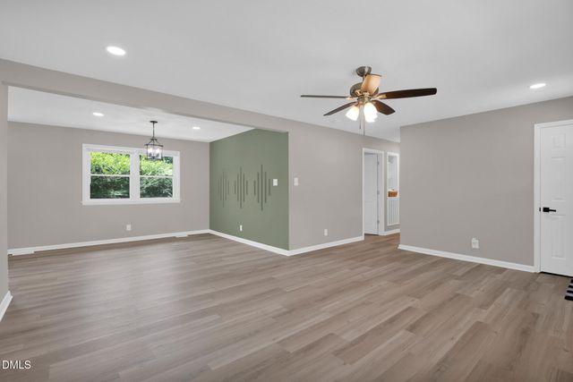 7001 Bronwyn Street, Fayetteville, NC 28314