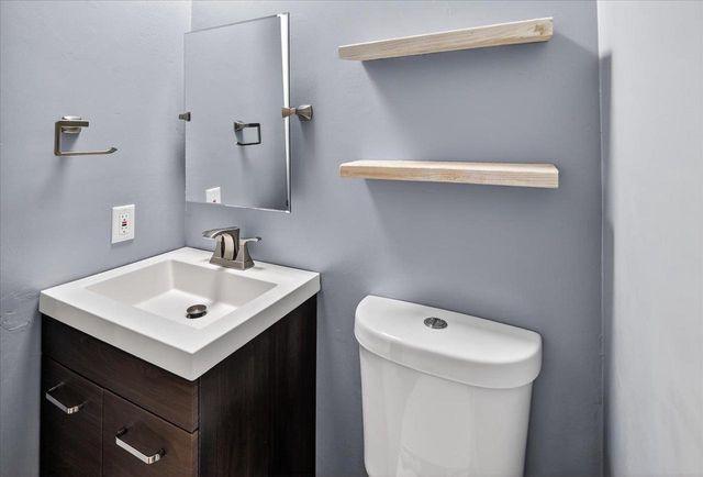 14 Whitcomb Circle, Madison, WI 53711