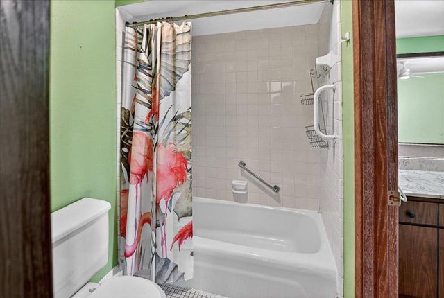 14 Whitcomb Circle, Madison, WI 53711