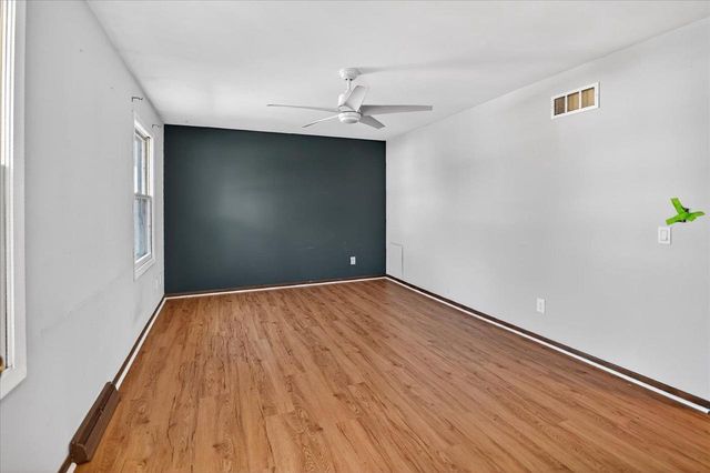 14 Whitcomb Circle, Madison, WI 53711