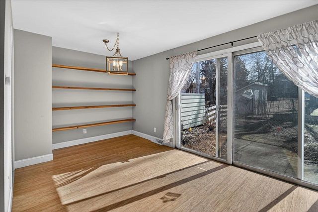 14 Whitcomb Circle, Madison, WI 53711