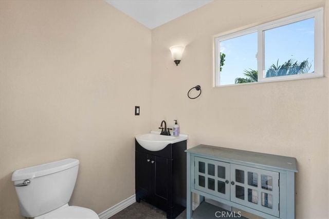 4725 Eagle Ridge Court, Jurupa Valley, CA 92509