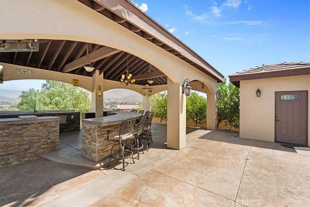 4725 Eagle Ridge Court, Jurupa Valley, CA 92509