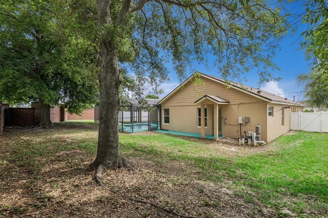 2440 HOLLY RIDGE COURT, Clermont, FL 34711