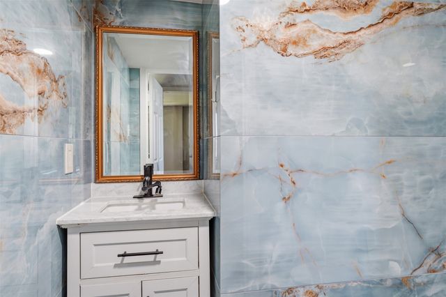 13280 Beach Club Road, The Colony, TX 75056