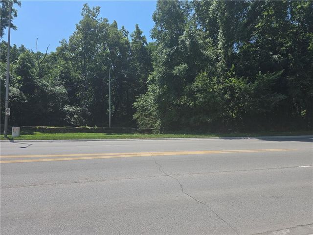 601 E 85th Street, Kansas City, MO 64131