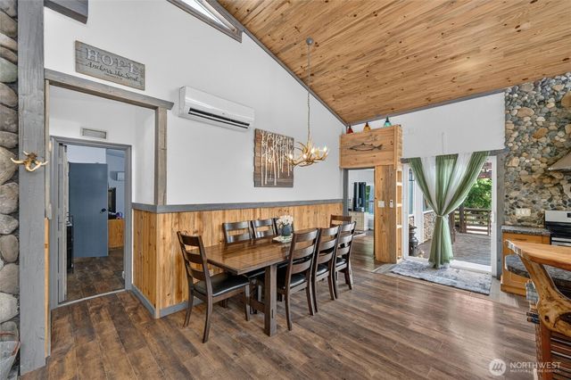 3695 Grandview Road, Ferndale, WA 98248