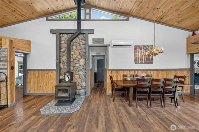 3695 Grandview Road, Ferndale, WA 98248