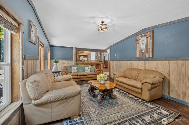 3695 Grandview Road, Ferndale, WA 98248