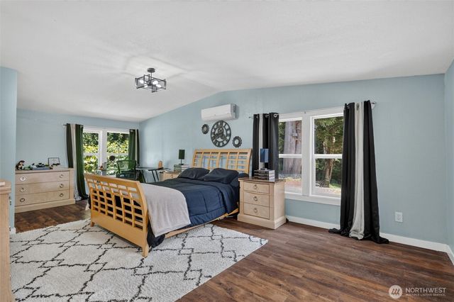 3695 Grandview Road, Ferndale, WA 98248