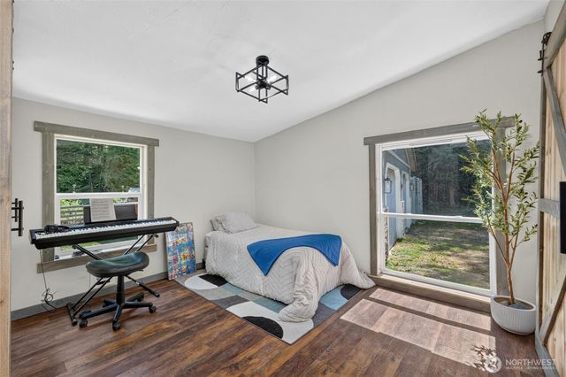3695 Grandview Road, Ferndale, WA 98248