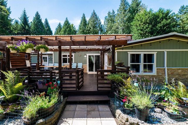 3695 Grandview Road, Ferndale, WA 98248