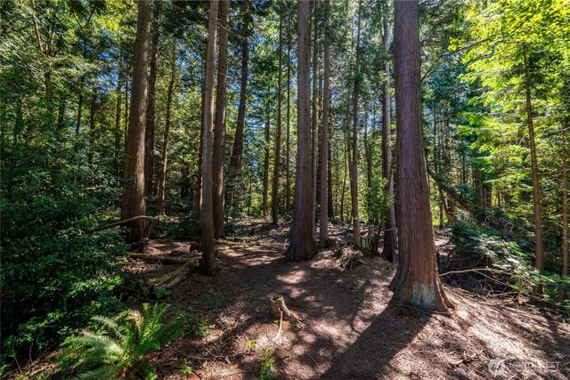 3695 Grandview Road, Ferndale, WA 98248