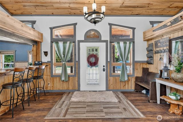 3695 Grandview Road, Ferndale, WA 98248
