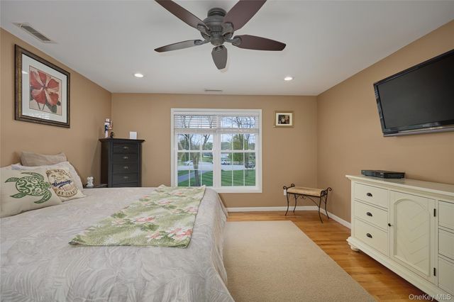 40 Paulette Lane, Wappingers Falls, NY 12590
