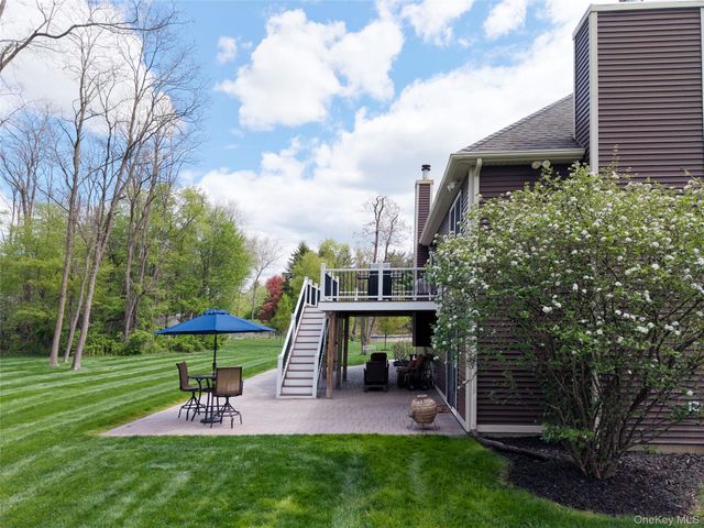 40 Paulette Lane, Wappingers Falls, NY 12590