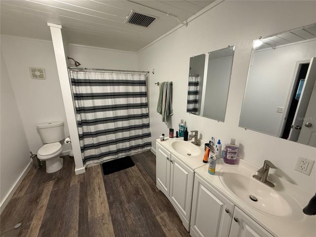 1530 NW 6TH AVENUE, Gainesville, FL 32603