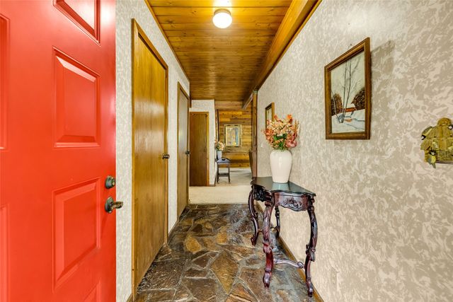 413 Hilltop Road, Sand Springs, OK 74063