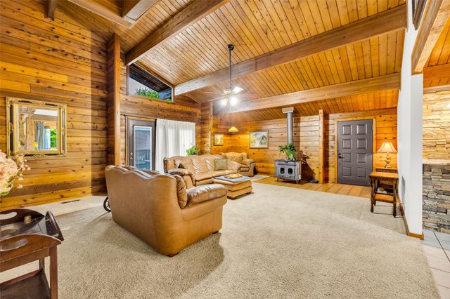 413 Hilltop Road, Sand Springs, OK 74063