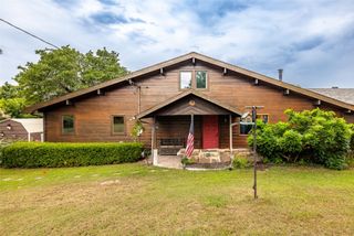 413 Hilltop Road, Sand Springs, OK 74063