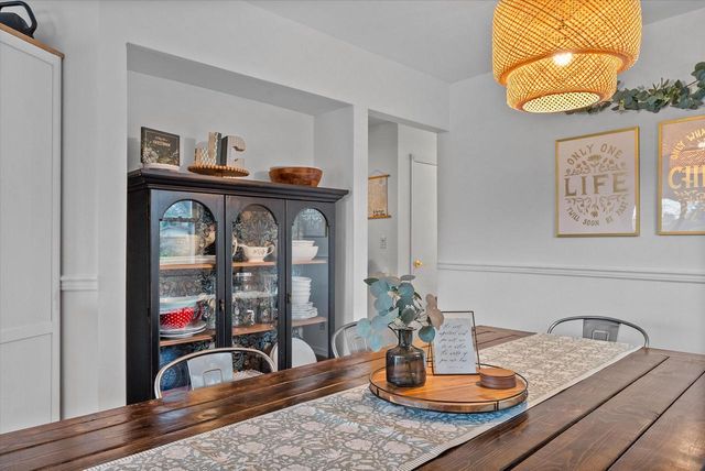 W282N6654 Meadowlark LANE, Hartland, WI 53029