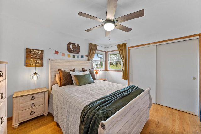 W282N6654 Meadowlark LANE, Hartland, WI 53029