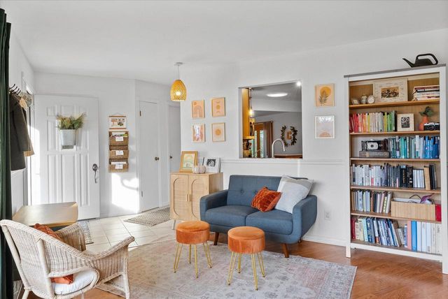 W282N6654 Meadowlark LANE, Hartland, WI 53029