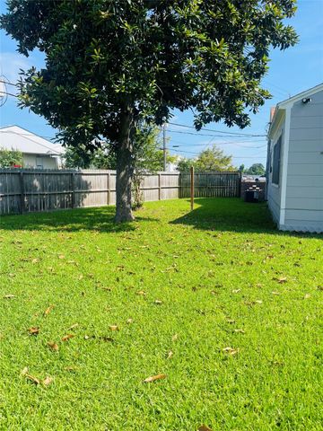 2 High Street, Baytown, TX 77520