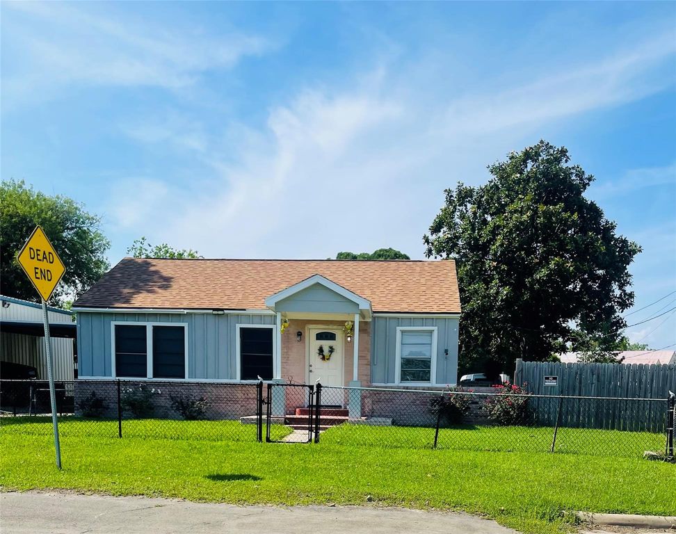 2 High Street, Baytown, TX 77520