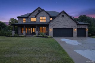 1465 WHISPERING MAPLES, Pittsfield Charter Township, MI 48108