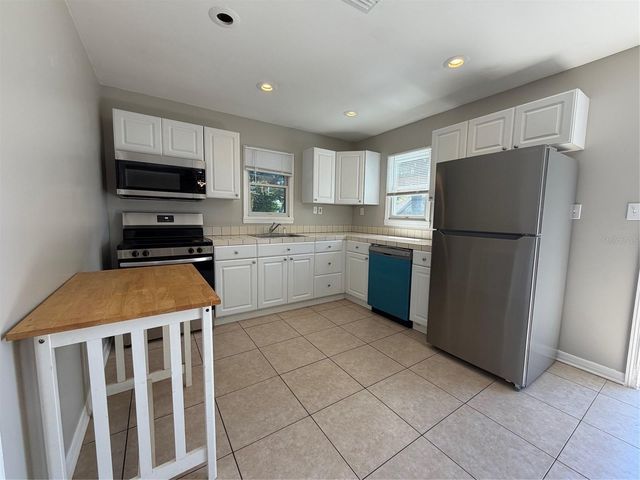 2813 N MORGAN STREET A, Tampa, FL 33602