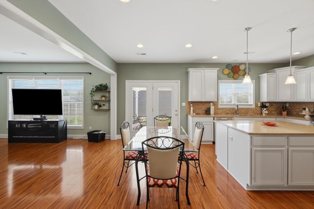 4248 Mooncoin Way, Lexington, KY 40515