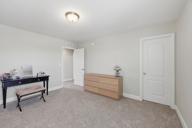 4248 Mooncoin Way, Lexington, KY 40515