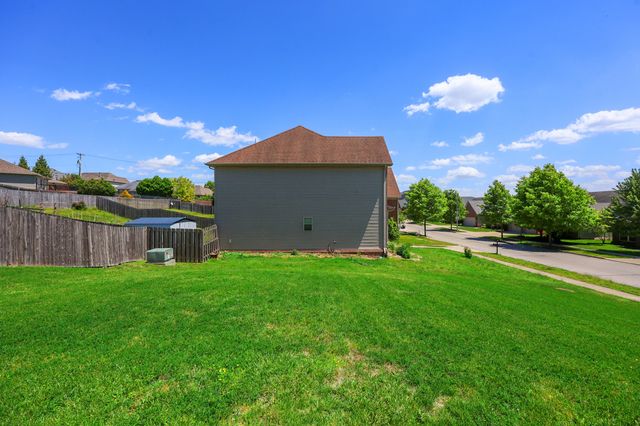 4248 Mooncoin Way, Lexington, KY 40515