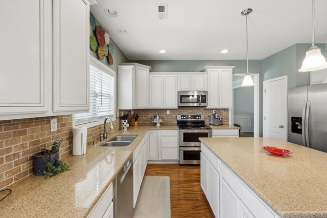 4248 Mooncoin Way, Lexington, KY 40515