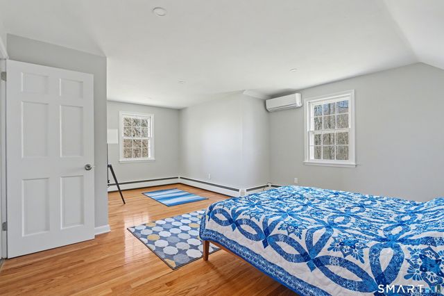9 Sparrow Bush Lane, Guilford, CT 06437
