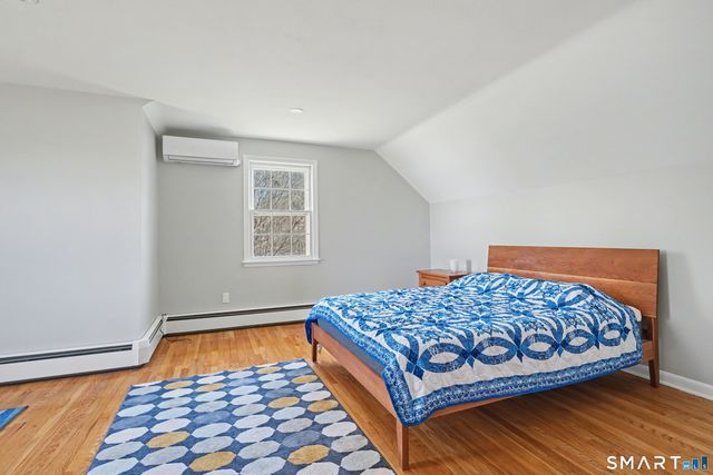 9 Sparrow Bush Lane, Guilford, CT 06437