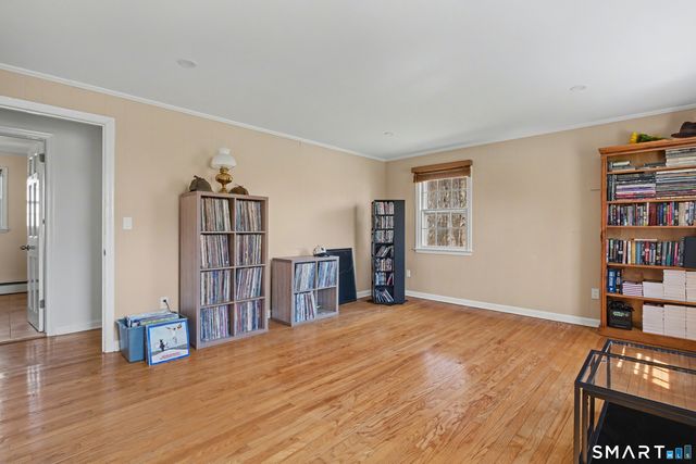 9 Sparrow Bush Lane, Guilford, CT 06437