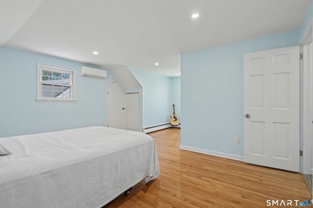 9 Sparrow Bush Lane, Guilford, CT 06437