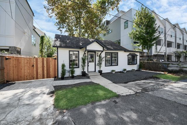 4215 Eli Street, Houston, TX 77007