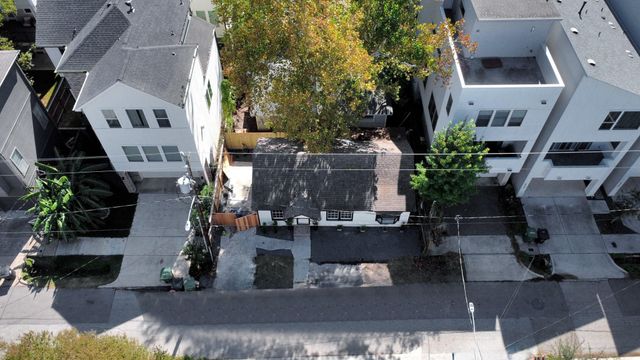 4215 Eli Street, Houston, TX 77007