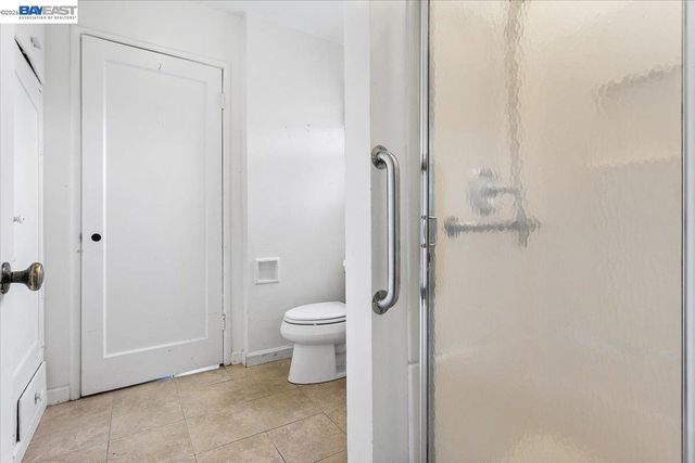 18028 Almond Rd, Castro Valley, CA 94546