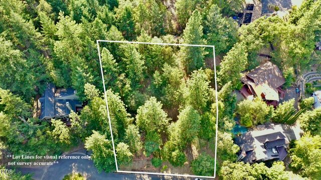 Weller Lane, Ashland, OR 97520
