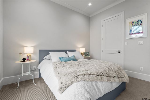 2523 Oak Alley, Tyler, TX 75703