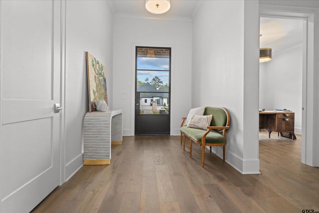 2523 Oak Alley, Tyler, TX 75703